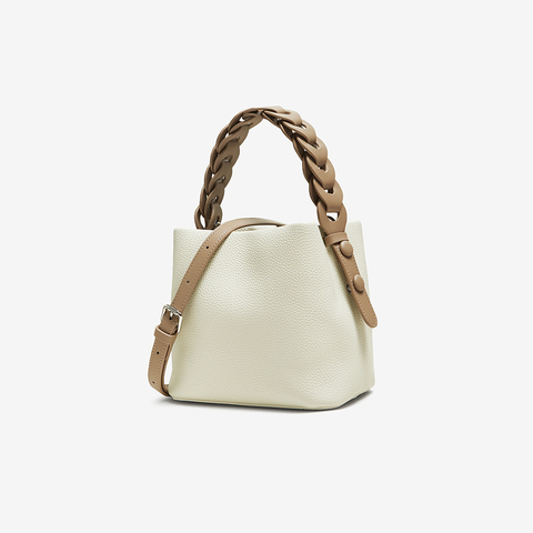 百思图2025秋季新款商场同款水桶包时尚简约通勤斜挎包女TY019CX5