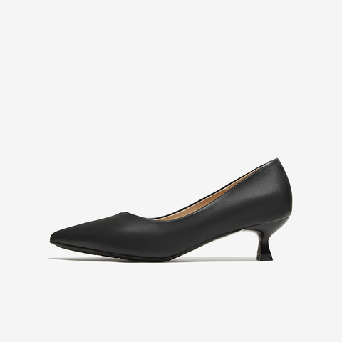 百思图2025秋季新款浅口单鞋时尚简约通勤细跟尖头女鞋K5612CQ5