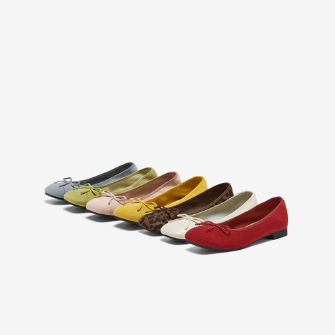 百思图2025秋季新款简约时尚蝴蝶结浅口方头女单鞋B2700CQ5