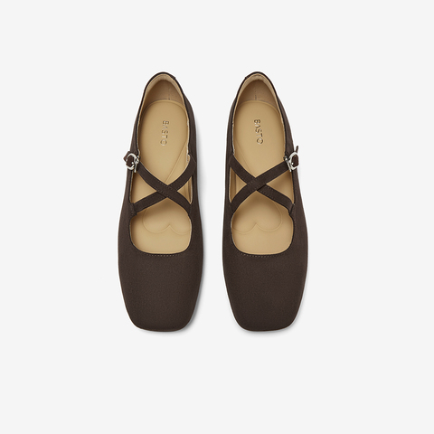 百思图2025秋季新款玛丽珍鞋时尚复古法式潮流女单鞋F3058CQ5