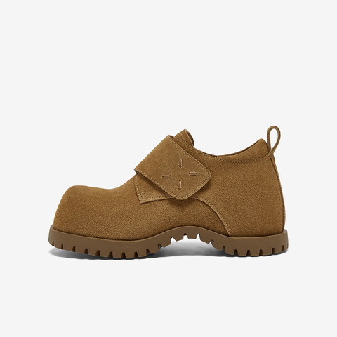 百思图2025秋季新款商场同款勃肯鞋时尚复古休闲女单鞋W0225CM5