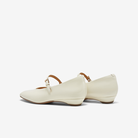 百思图2025秋季新款玛丽珍鞋简约时尚通勤方头粗跟女单鞋A9393CQ5