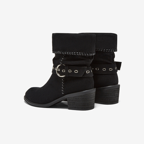 百思图2025冬季新款西部靴时尚潮流堆堆靴粗跟尖头女中靴B2732DZ5