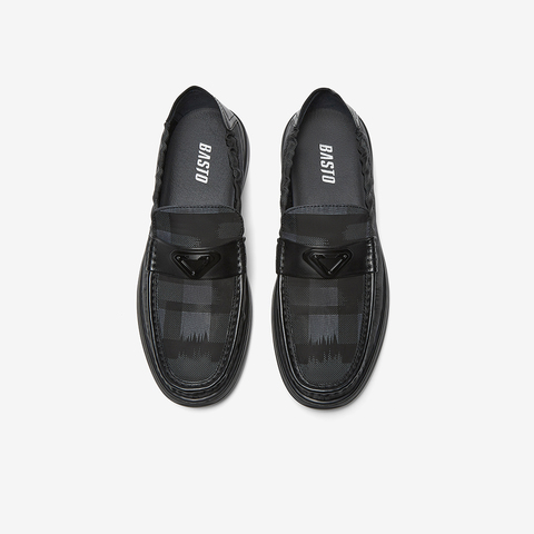 百思图2025夏季新款商场同款时尚通勤布鞋平跟男休闲鞋V6025BM5