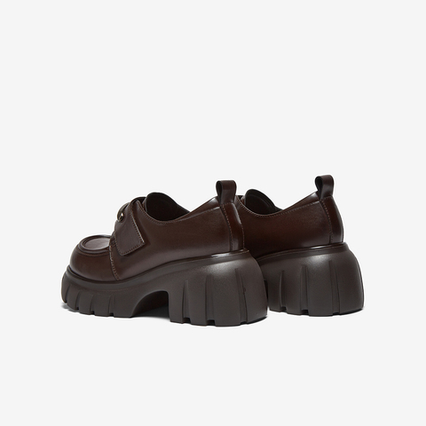 百思图2025秋季新款商场同款牛津鞋时尚学院风女单鞋CV178CM5