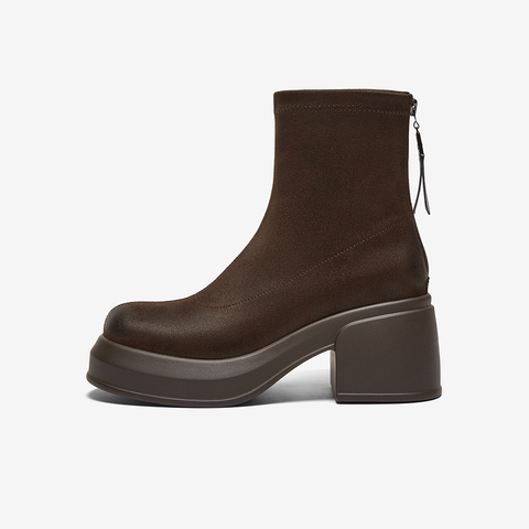 百思图2025冬季新款商场同款时装靴时尚潮流粗跟女中靴E5037DZ5