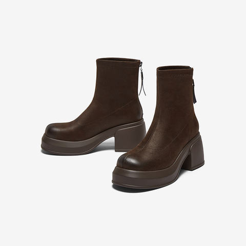 百思图2025冬季新款商场同款时装靴时尚潮流粗跟女中靴E5037DZ5