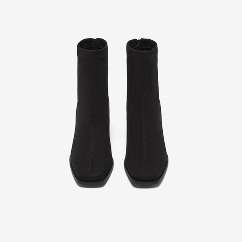 百思图2025冬季新款商场同款时装靴时尚通勤粗跟女短靴F5217DD5