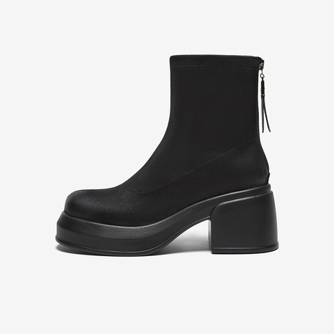 百思图2025冬季新款商场同款时装靴时尚潮流粗跟女中靴E5037DZ5