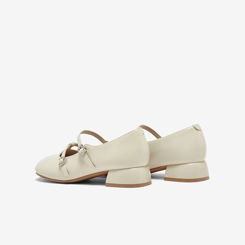 百思图2025秋季新款玛丽珍鞋时尚潮流复古粗跟女单鞋W0722CQ5