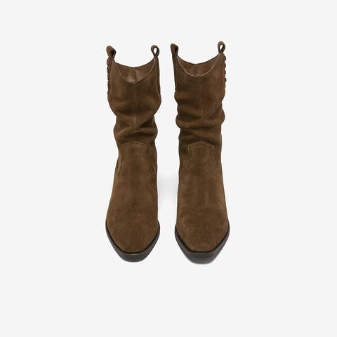 百思图2025冬季新款西部靴时尚复古潮流粗跟尖头女中靴BP107DZ5