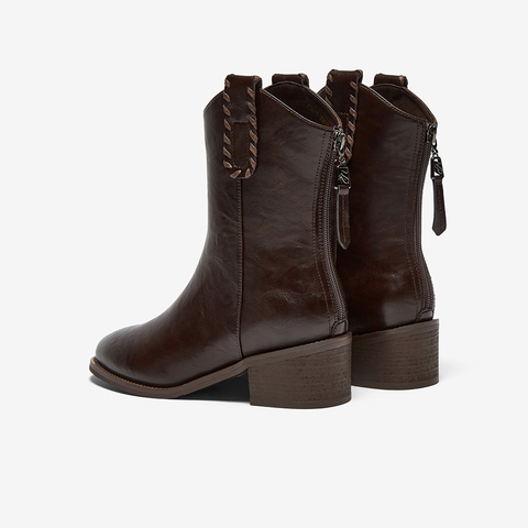 百思图2025冬季新款时装靴时尚简约潮流通勤粗跟女中靴F3011DZ5