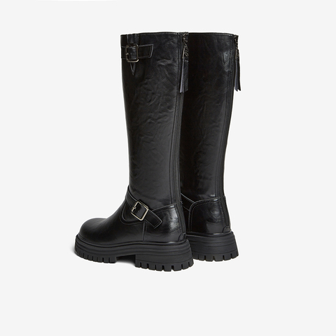 百思图2025冬季新款骑士靴时尚街头潮流通勤粗跟女长靴F2032DG5