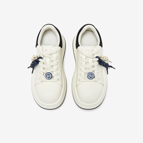 百思图2025秋季新款商场同款板鞋时尚街头运动女休闲鞋D3385CM5