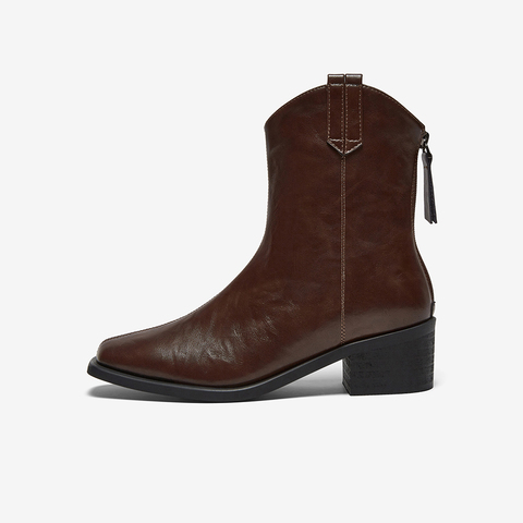 百思图2025冬季新款商场同款时装靴时尚通勤粗跟女短靴B7206DZ5