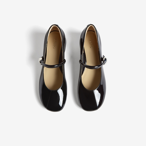 百思图2025秋季新款玛丽珍鞋时尚简约学院风女单鞋RD21RCQ5