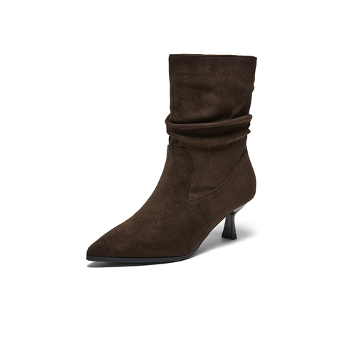 百思图2025冬季新款堆堆靴时尚复古细跟尖头女中靴K5056DZ5