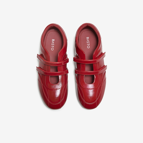 百思图2025秋季新款芭蕾舞鞋时尚潮流复古休闲女单鞋D3536CQ5