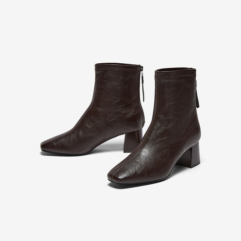 百思图2025冬季新款商场同款时装靴时尚潮流方头女短靴F5011DD5