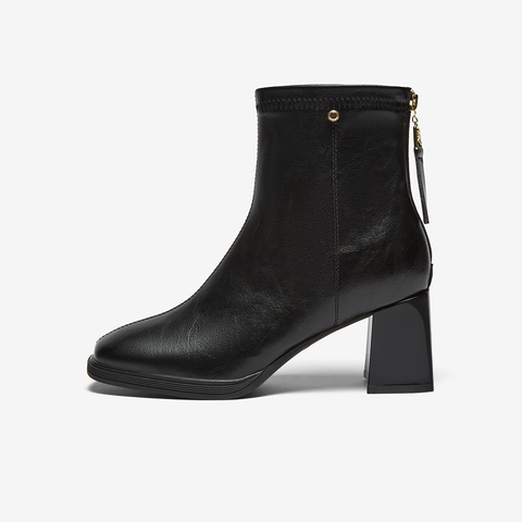 百思图2025冬季新款商场同款时装靴简约通勤粗跟女短靴F2091DD5