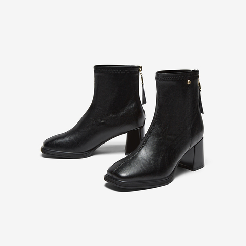 百思图2025冬季新款商场同款时装靴简约通勤粗跟女短靴F2091DD5