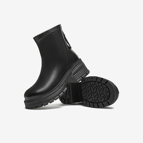 百思图2025冬季新款时装靴简约通勤粗跟女短靴BV316DD5