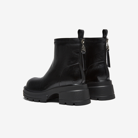 百思图2025冬季新款商场同款时装靴时尚通勤粗跟女短靴F2061DD5