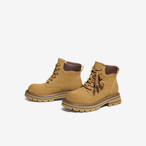 百思图2025冬季新款商场同款工装马丁靴时尚潮流女短靴D3720DD5