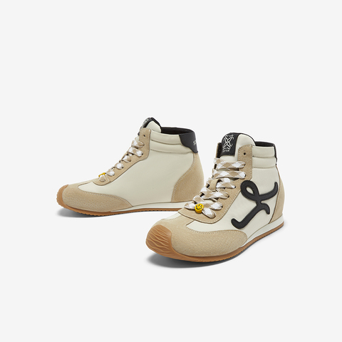 百思图2025冬季新款商场同款休闲靴时尚潮流户外女短靴A1858DD5