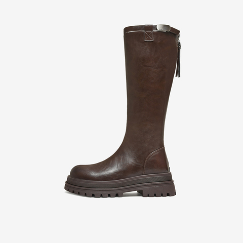 百思图2025冬季新款骑士靴时尚简约通勤女长靴BV012DG5