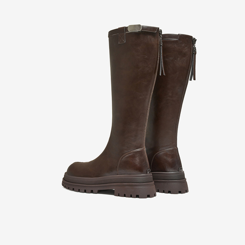 百思图2025冬季新款骑士靴时尚简约通勤女长靴BV012DG5