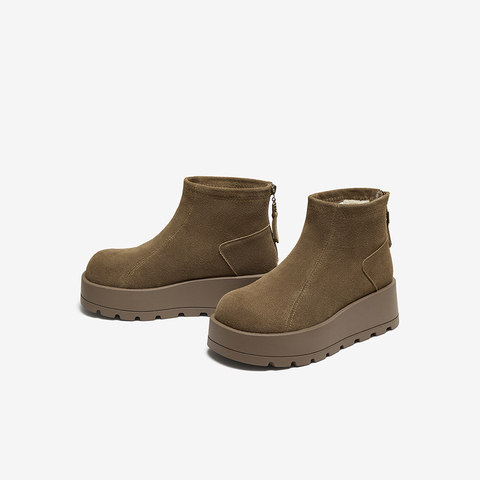 百思图2025冬季新款商场同款雪地靴时尚运动休闲女短靴F5101DD5