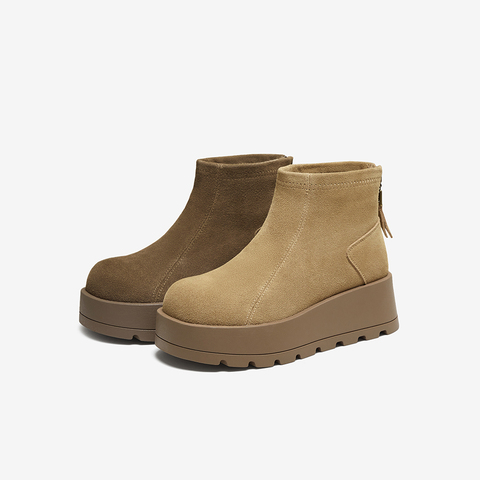 百思图2025冬季新款商场同款雪地靴时尚运动休闲女短靴F5101DD5