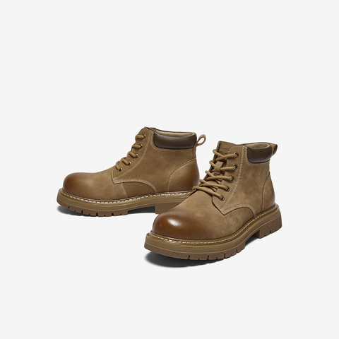 百思图2025冬季新款商场同款马丁靴时尚户外运动男短靴WF512DD5