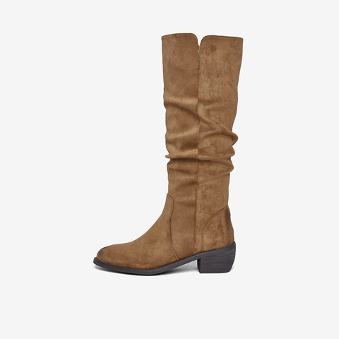 百思图2025冬季新款堆堆靴时尚潮流街头粗跟女长靴B2772DG5