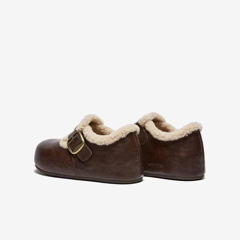 百思图2025冬季新款勃肯鞋时尚潮流复古加绒保暖女单鞋B3047DM5