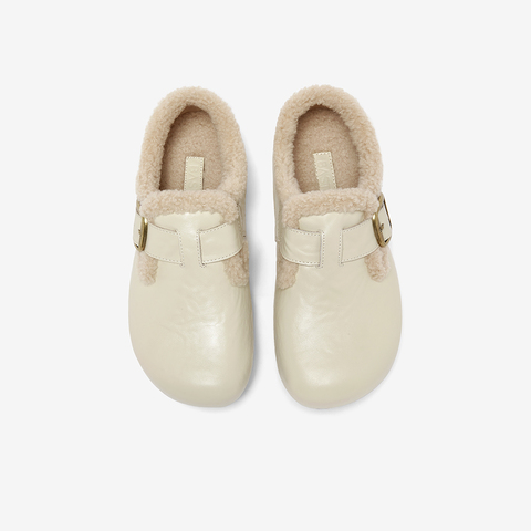 百思图2025冬季新款勃肯鞋时尚潮流复古加绒保暖女单鞋B3047DM5