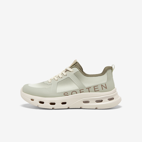 百思图2025秋季新款时尚简约户外街头男运动休闲鞋90529CM5