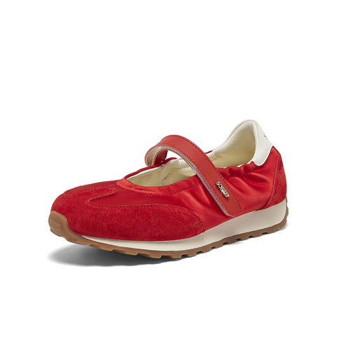 百思图2025秋季新款芭蕾舞德训鞋时尚潮流休闲女单鞋A1088CQ5