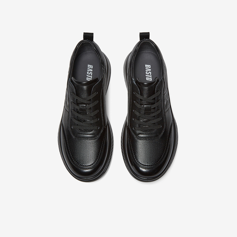 百思图2025秋季新款简约时尚户外运动厚底男休闲鞋92101CM5