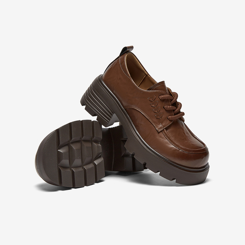 百思图2025秋季新款牛津鞋时尚复古学院风粗跟女单鞋W0815CM5