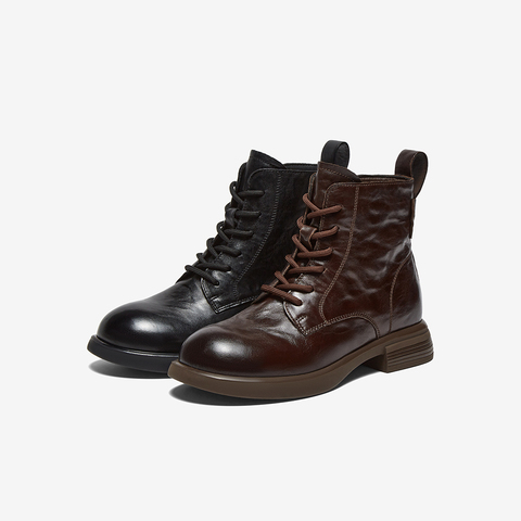 百思图2025冬季新款商场同款马丁靴时尚简约户外女短靴W8268DD5