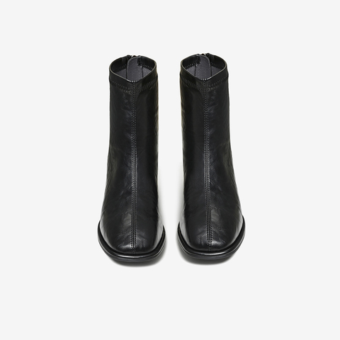 百思图2025冬季新款时装靴时尚简约通勤粗跟女短靴CM108DD5