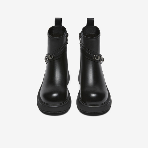 百思图2025冬季新款商场同款休闲靴简约潮流女短靴H6816DD5