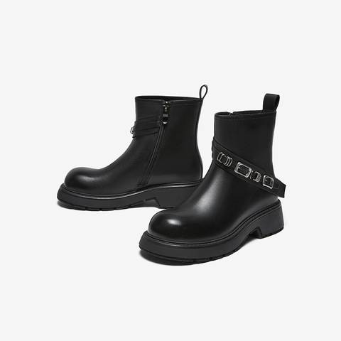 百思图2025冬季新款商场同款休闲靴简约潮流女短靴H6816DD5