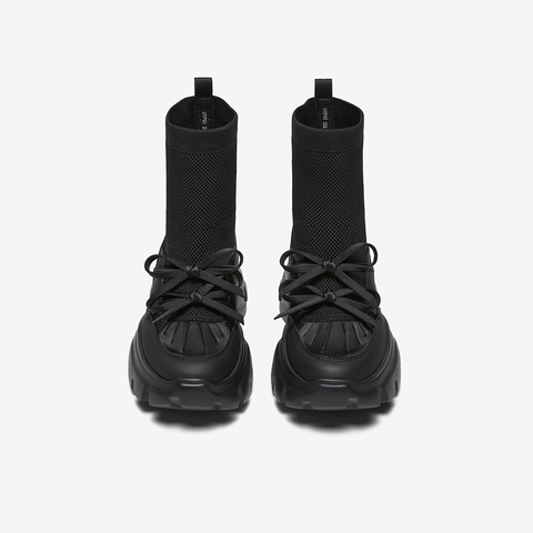 百思图2025冬季新款袜靴时尚潮流休闲厚底女短靴UYP01DD5