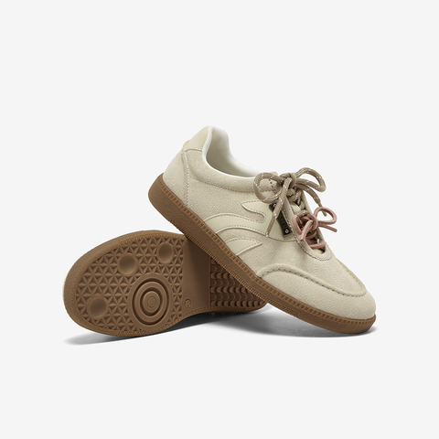 百思图2025秋季新款德训鞋时尚复古街头运动女休闲鞋UEZ14CM5