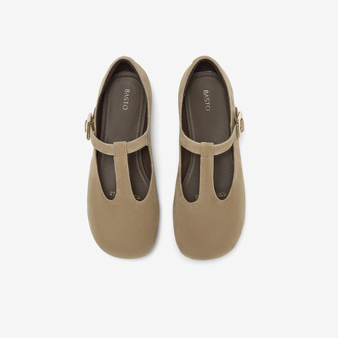 百思图2025秋季新款玛丽珍鞋简约时尚通勤浅口女单鞋BN687CA5