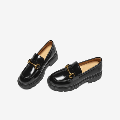 百思图2025秋季新款乐福鞋时尚复古通勤学院风女单鞋TFW04CA5