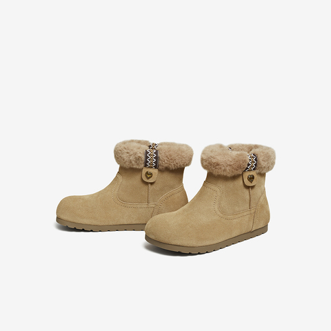 百思图2025冬季新款雪地靴简约时尚户外休闲女短靴F1061DD5